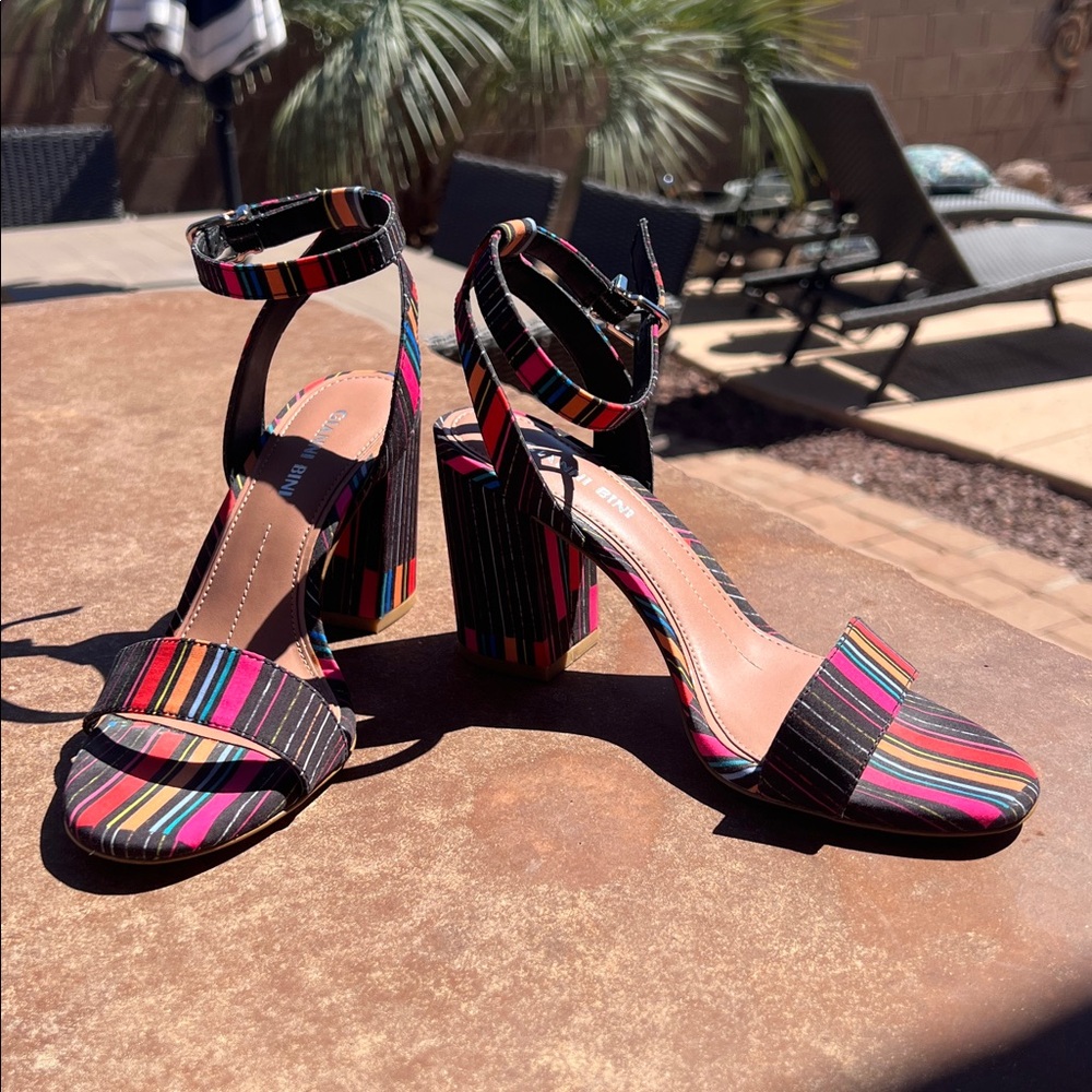 GIANNI BINI Arleena Striped Block Heels